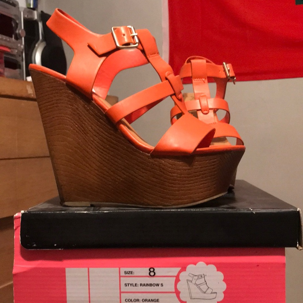 Brand new NEVER BEEN USED orange wedges